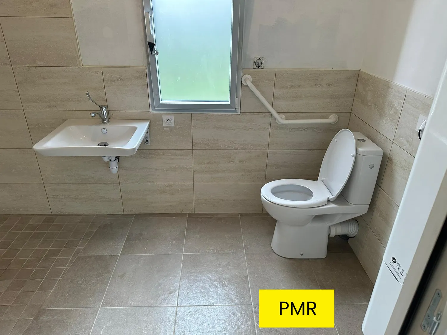 electricien bazouges la perouse